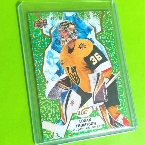 Logan Thompson SP Authentic Green Parallel RC Card #131 NHL Vegas Golden Knights - Picture 1 of 2